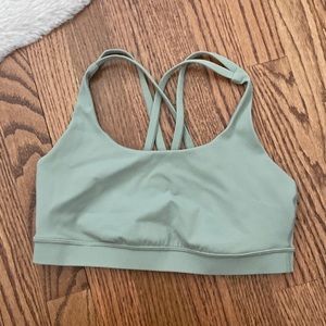 Lululemon sports bra size 8